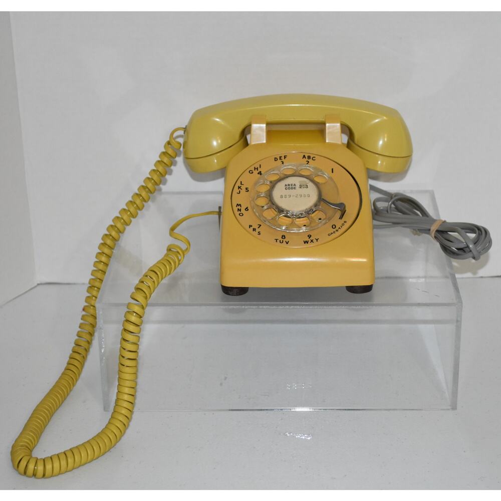Vintage Western Electric Bell System Yellow Rotary Dial Phone 500 (untested)
